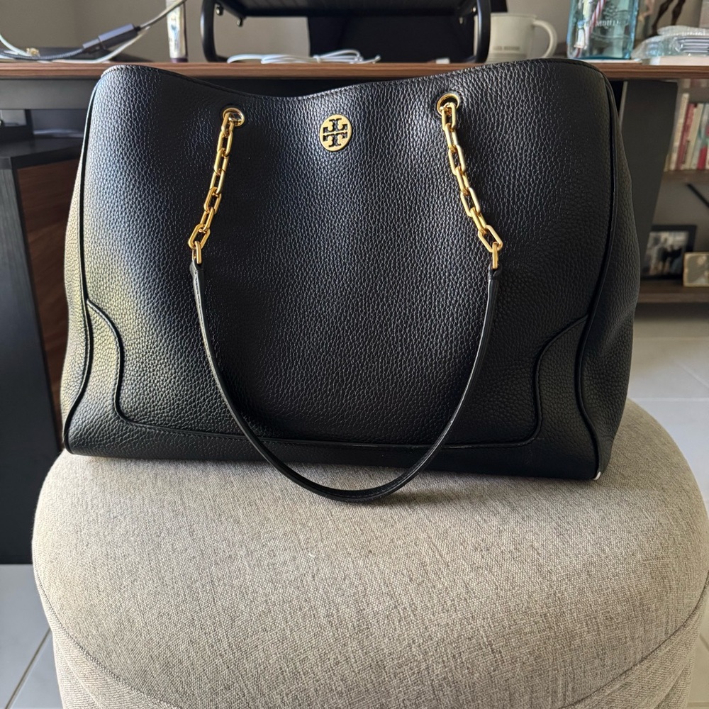 Tory Burch Tote Black Large Robinson